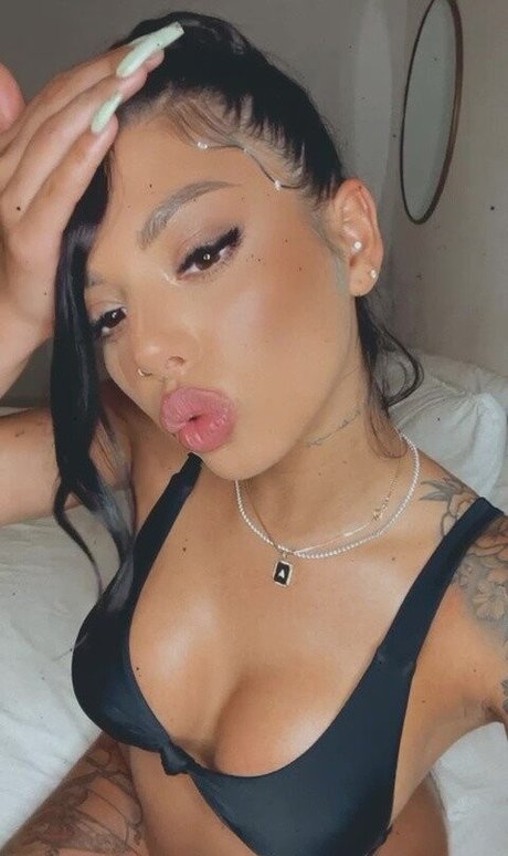 Gina Valentina