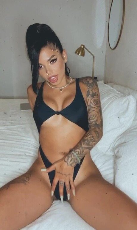 Gina Valentina