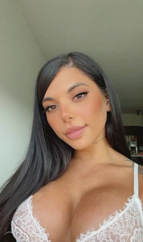 Gina Valentina