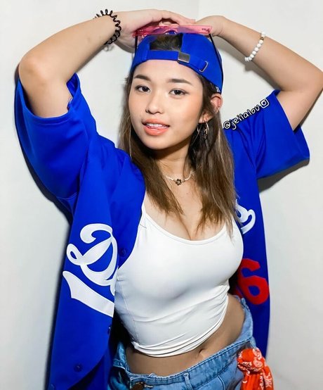 Jeila Dizon