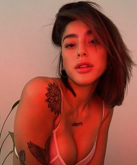 Nahá fotka uniklých OnlyFans od Belenegri