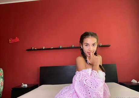 Foto di nudo di fuga di OnlyFans di Vanessa Alessia