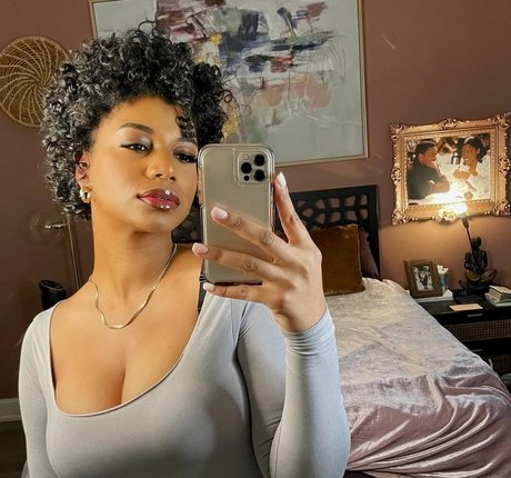 Taylor Rooks