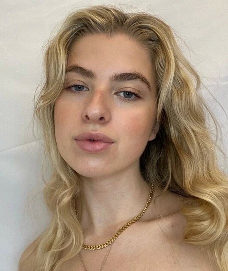 Foto di nudo di fuga di OnlyFans di Anais Gallagher