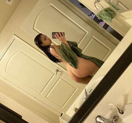 Violet Starr