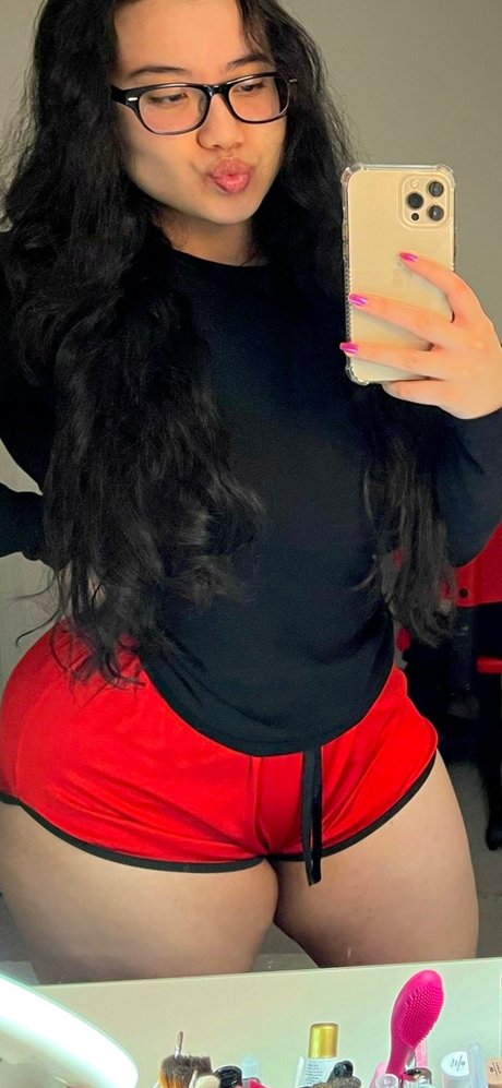 Photo nue de fuite OnlyFans de Iokalissa