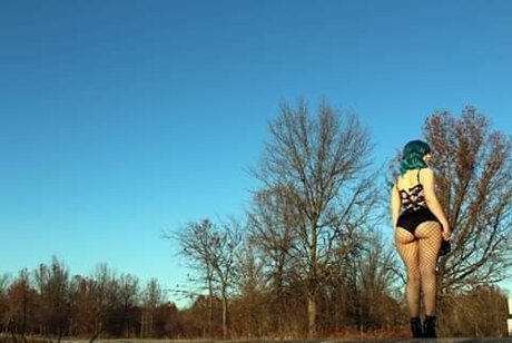 Naken läckt OnlyFans-bild av Olive Ocicat