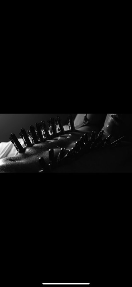 Обнаженная фотография утечки OnlyFans от Inkedtaylor