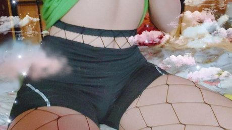 Naken läckt OnlyFans-bild av Alana
