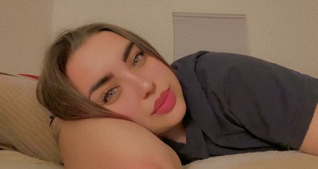 Обнаженная фотография утечки OnlyFans от Pretty Scar Feet