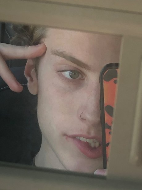 Naken läckt OnlyFans-bild av Its A Secret