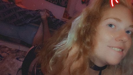 Naken läckt OnlyFans-bild av Red