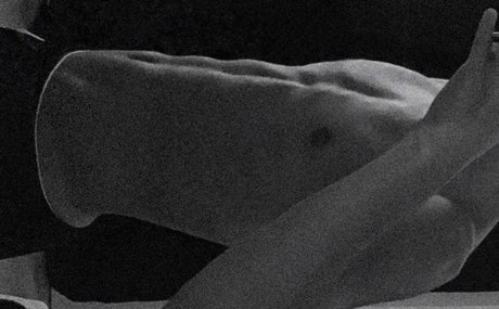 Naken läckt OnlyFans-bild av Rayan
