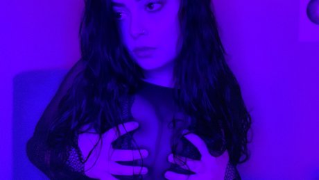 Naken läckt OnlyFans-bild av Raven