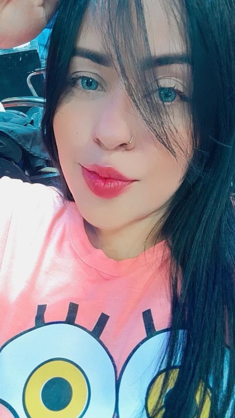 Naken läckt OnlyFans-bild av Mariana