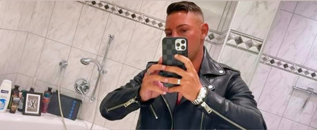 Naken läckt OnlyFans-bild av Marcel De Marly