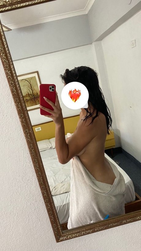 Naken läckt OnlyFans-bild av Baby Latina 