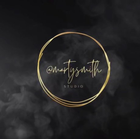 Alaston vuotanut OnlyFans-kuva Marty Smith