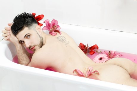 Naken läckt OnlyFans-bild av Mario Medina