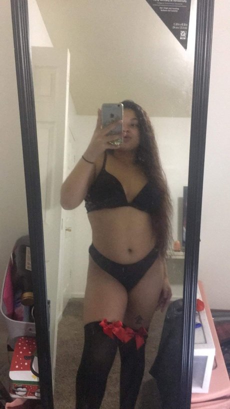 Naken läckt OnlyFans-bild av Kay