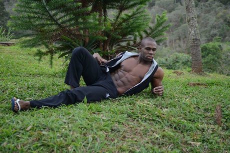 Naken läckt OnlyFans-bild av Blackmuscle