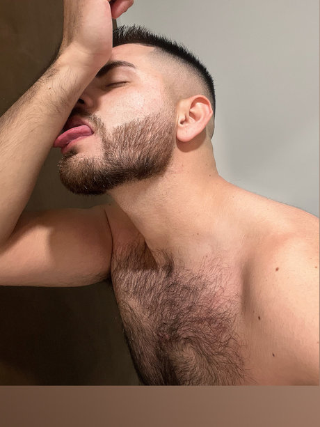 Naken läckt OnlyFans-bild av Blas Martnez