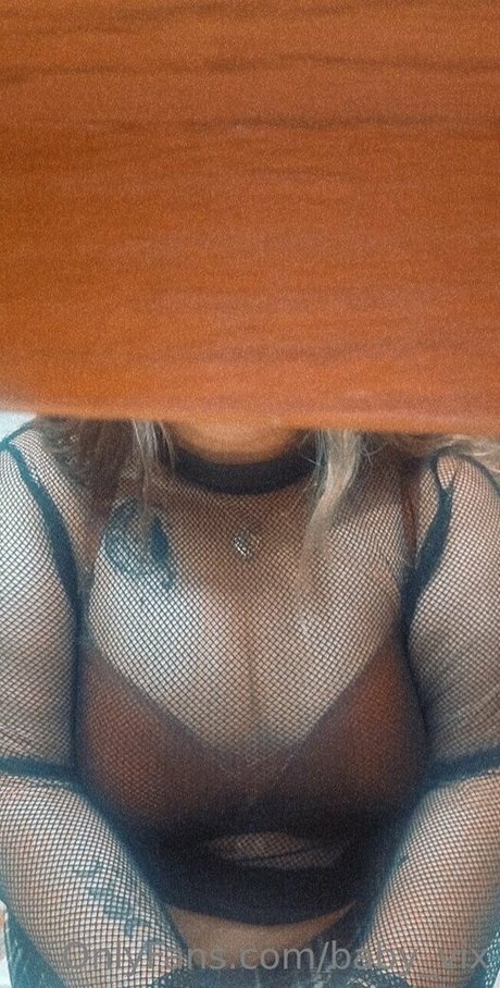 Babyvix OnlyFansリークヌード写真