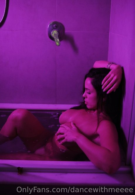 Ana Carolina Serra