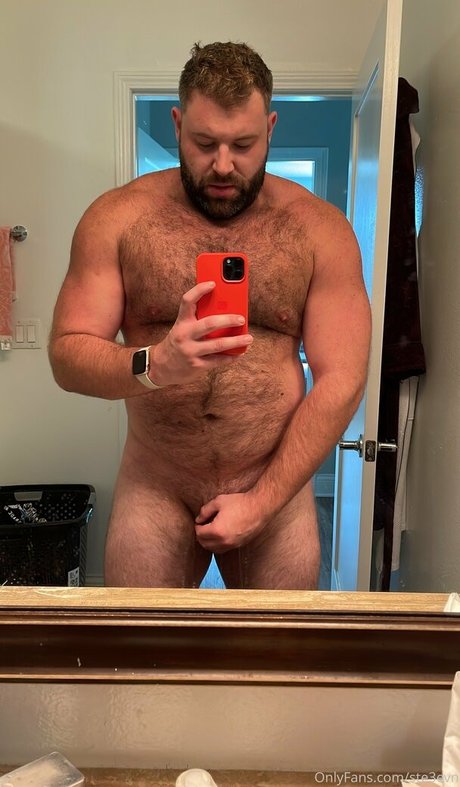 Обнаженная фотография утечки OnlyFans от Ste3evn