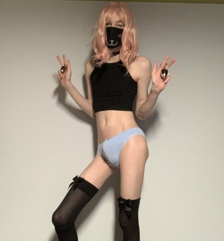 Femboycherryblossom