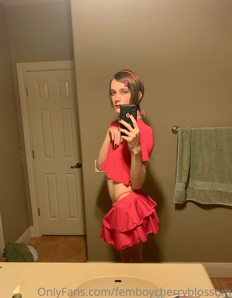 Femboycherryblossom