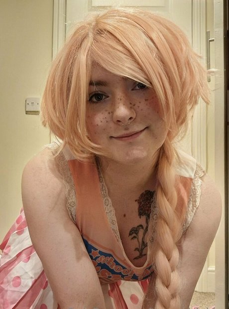 Transgirlakira