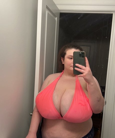 Itskaitiecali  nude leaked OnlyFans photo