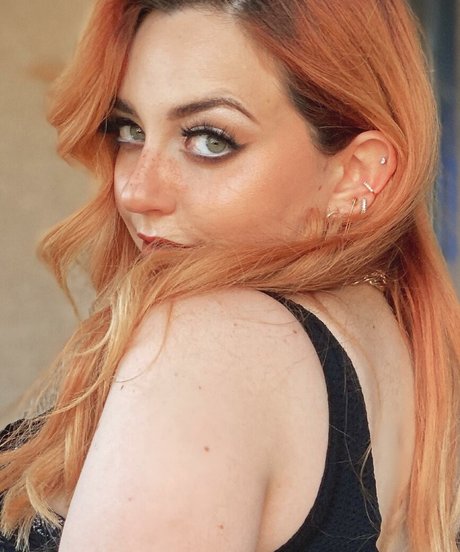 Joanne Rose