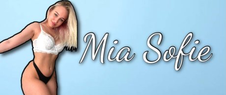 Naken läckt OnlyFans-bild av Mia Sofie Danish Influencer