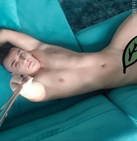 Naken läckt OnlyFans-bild av Mihai Traistariu