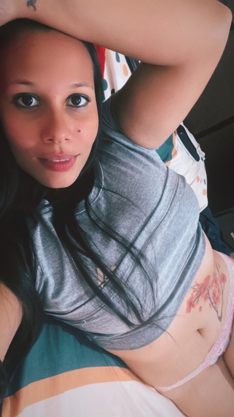Naken läckt OnlyFans-bild av Mimadita Linda