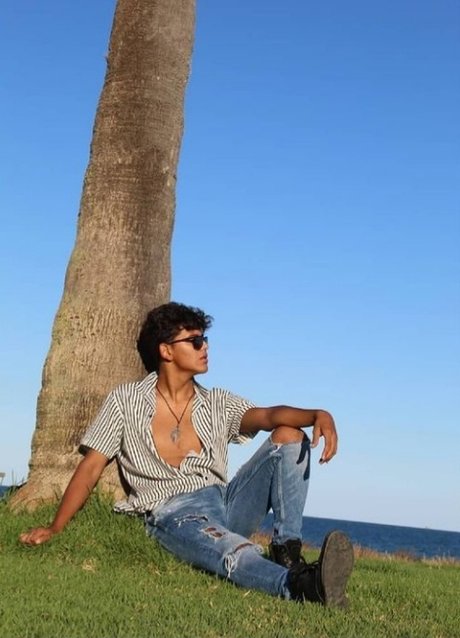 Naken läckt OnlyFans-bild av Julian Sanchez