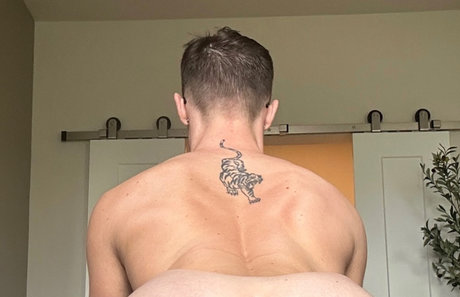 Naken läckt OnlyFans-bild av Joey