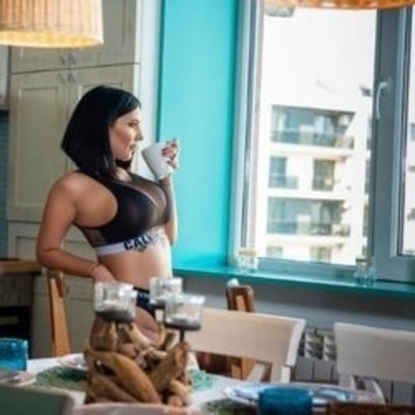 Nahá fotka uniklých OnlyFans od Lovejessie