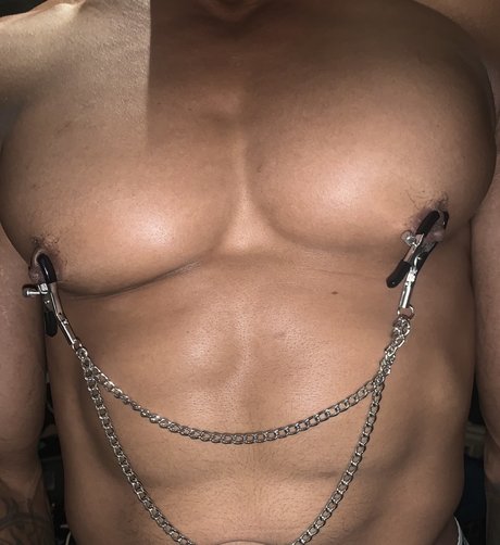Naken läckt OnlyFans-bild av Jonny Dieston