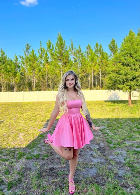 Naken läckt OnlyFans-bild av Baylee Everly