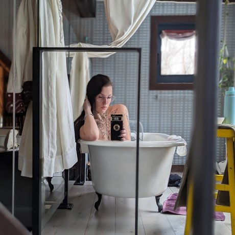 Naakte gelekte OnlyFans-foto van Missmom20