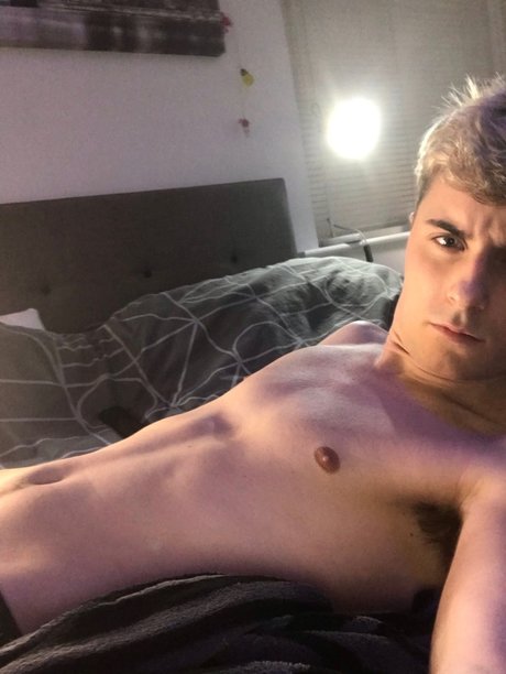 Cam