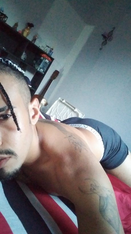 Naken läckt OnlyFans-bild av Jhowbb