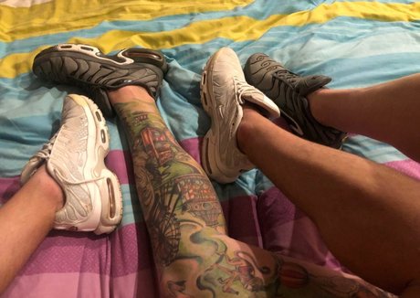 Обнаженная фотография утечки OnlyFans от Eshay Lads