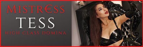 Обнаженная фотография утечки OnlyFans от Mistress Tess Muc