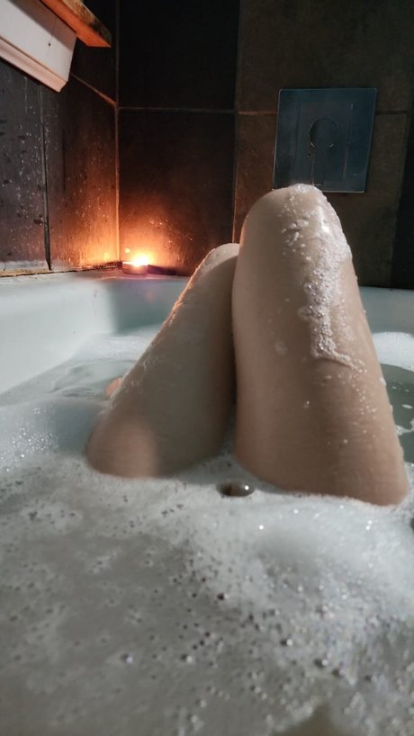 Naken läckt OnlyFans-bild av Mazarith