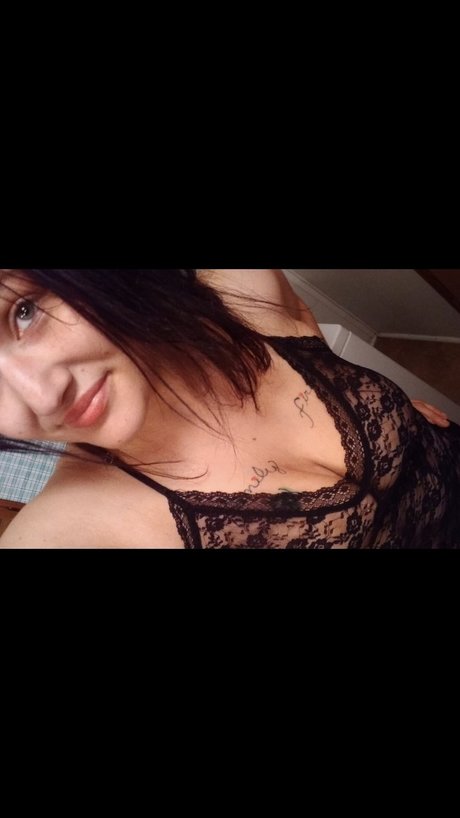 Naken läckt OnlyFans-bild av Daisy