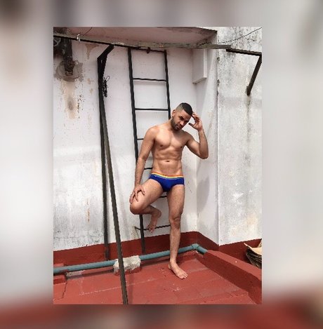 Foto nua vazada do OnlyFans de Aries